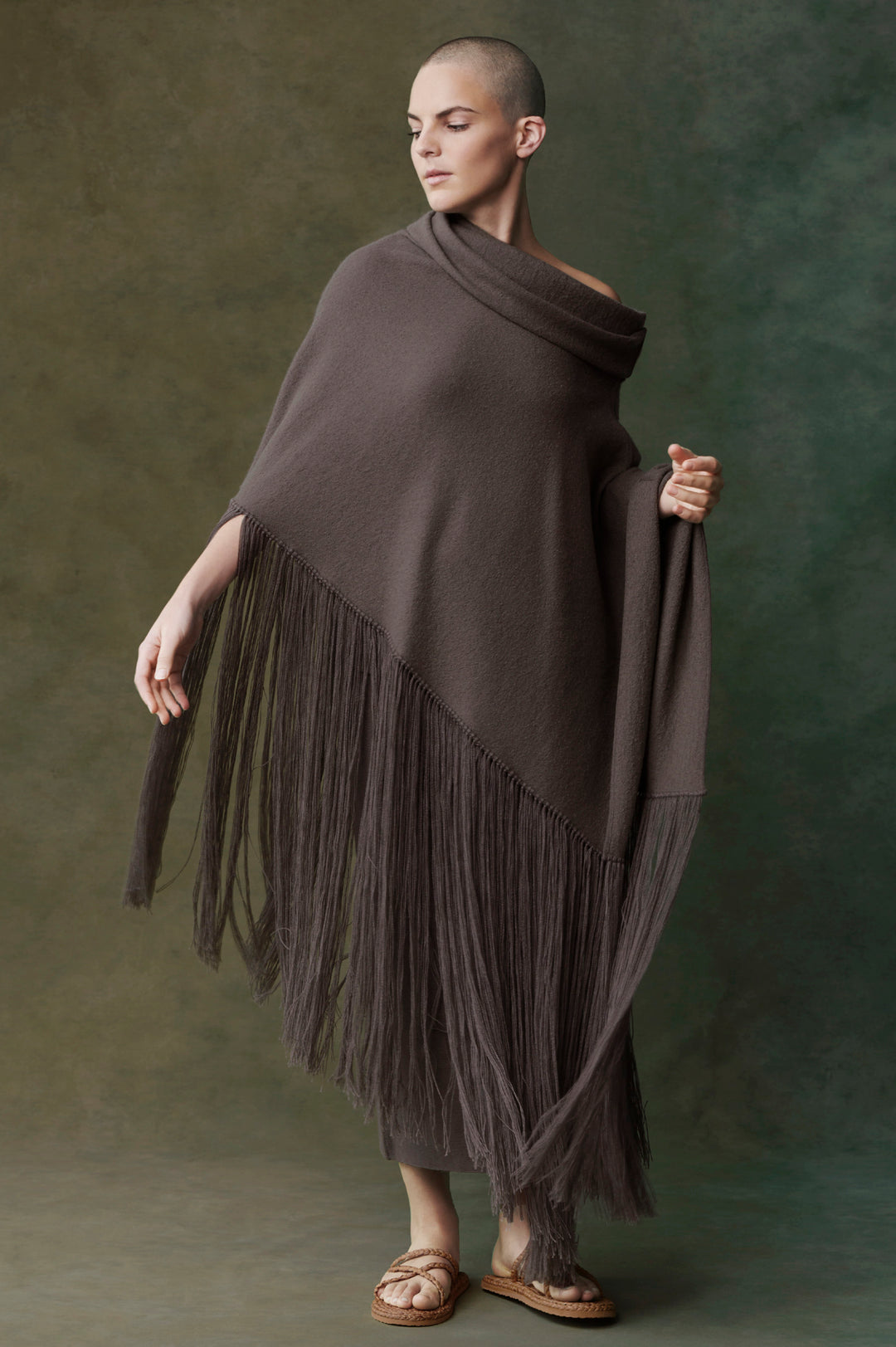 Fringe Light Felt Poncho – Carina Hildebrandt
